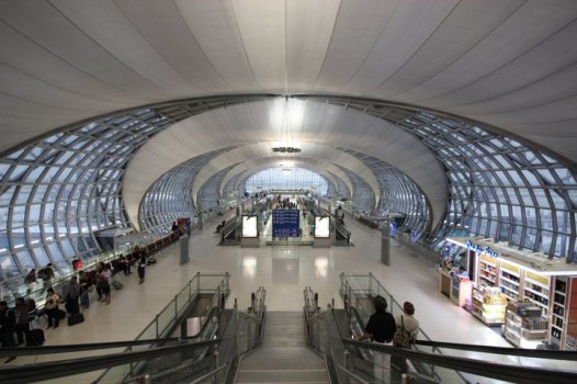Suvarnabhumi Bangkok International Airport: Gates F