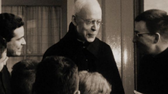 Cardinal Journet with seminarians