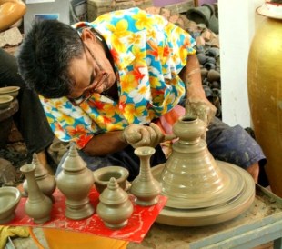 Potter at Koh Kret in Nonthaburi, Thailand