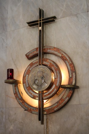 Tabernacle at St Peter's Church in Sampran, Thailand